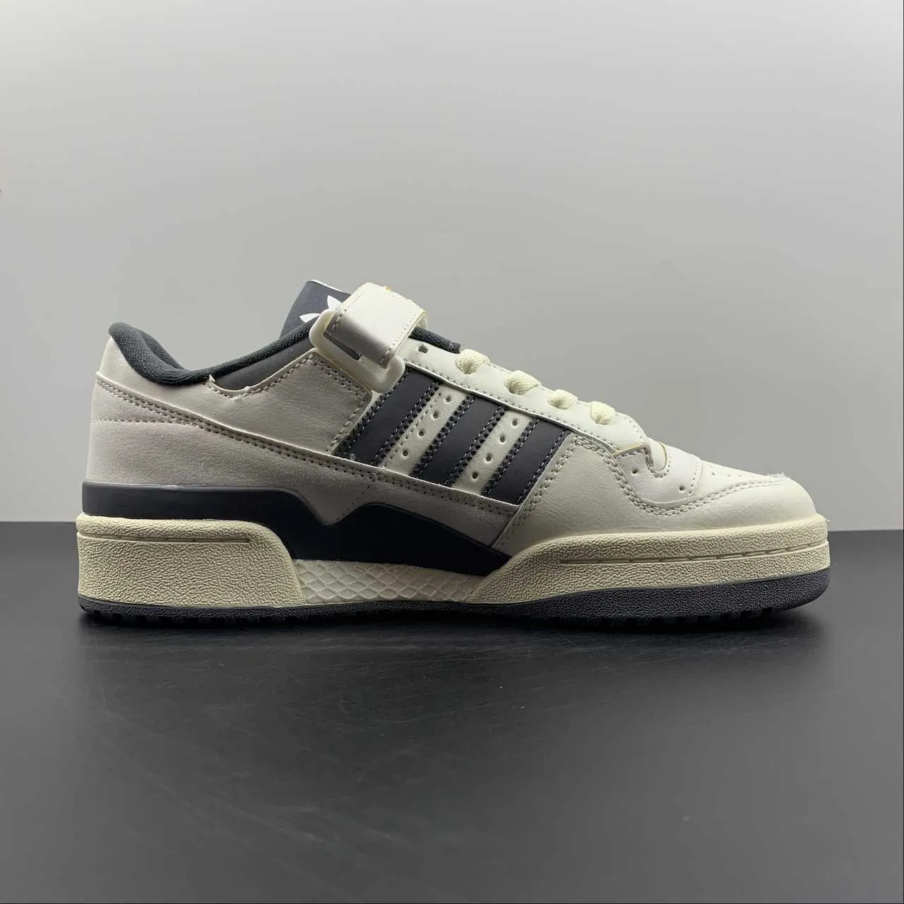 Adidas Forum Low 84