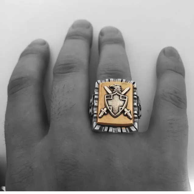 Coat of Arms Souvenir Ring